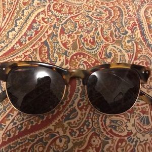 Madewell sunglasses!